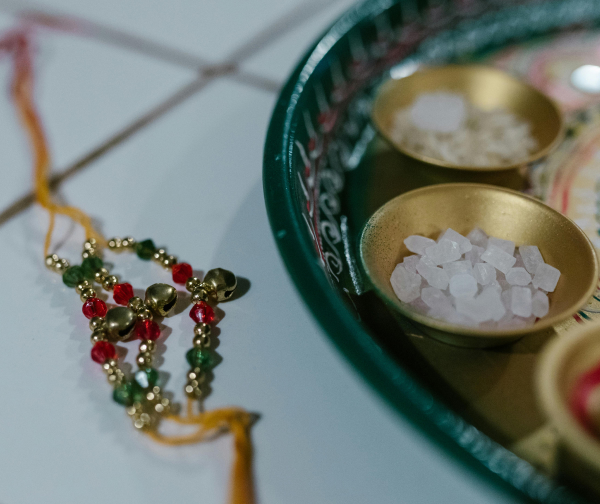  Sparkle Sustainably: How Upcycled Jewellery Is Reviving Indian Craft